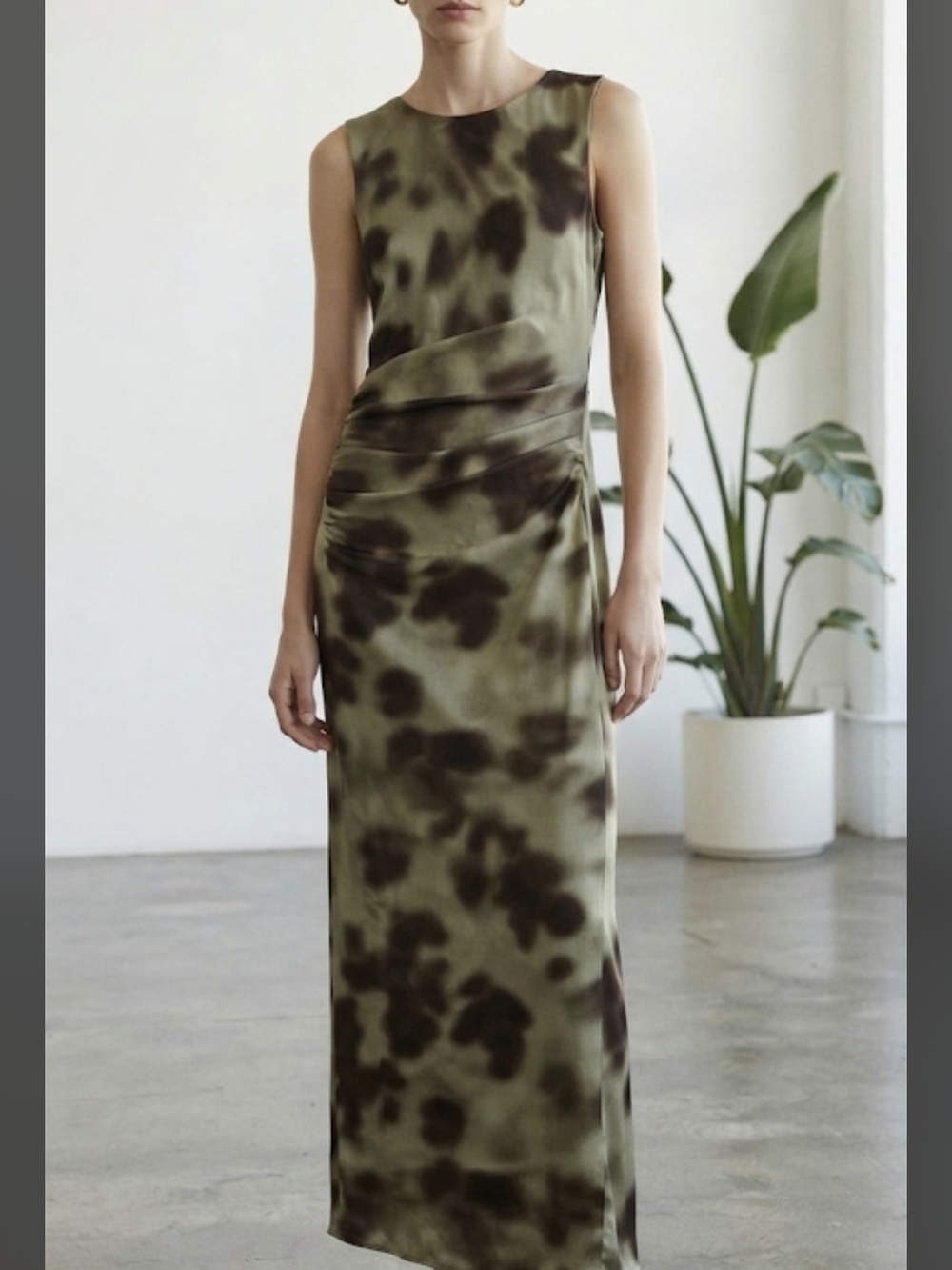 Zara Olive Green & Dark Brown Printed Sleeveless Maxi Dress
